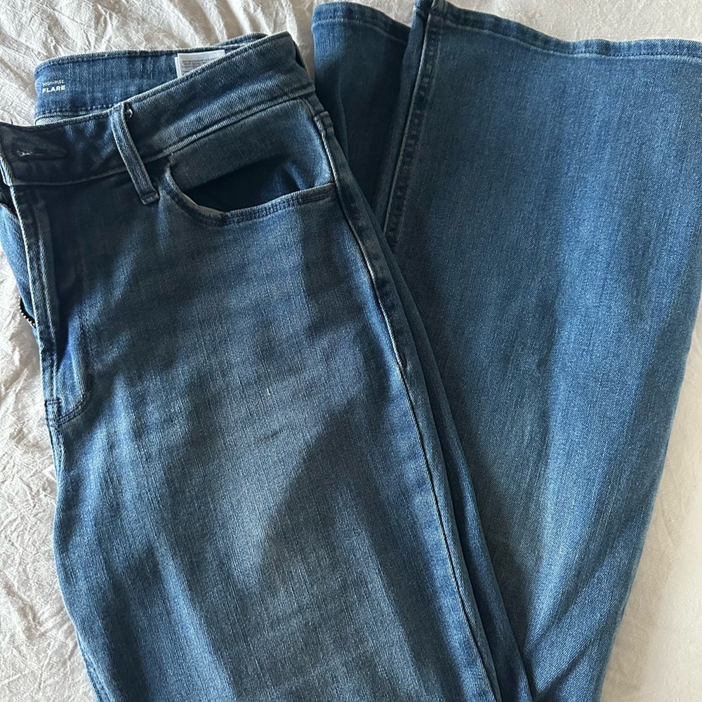 Old Navy Wow Flare Jeans